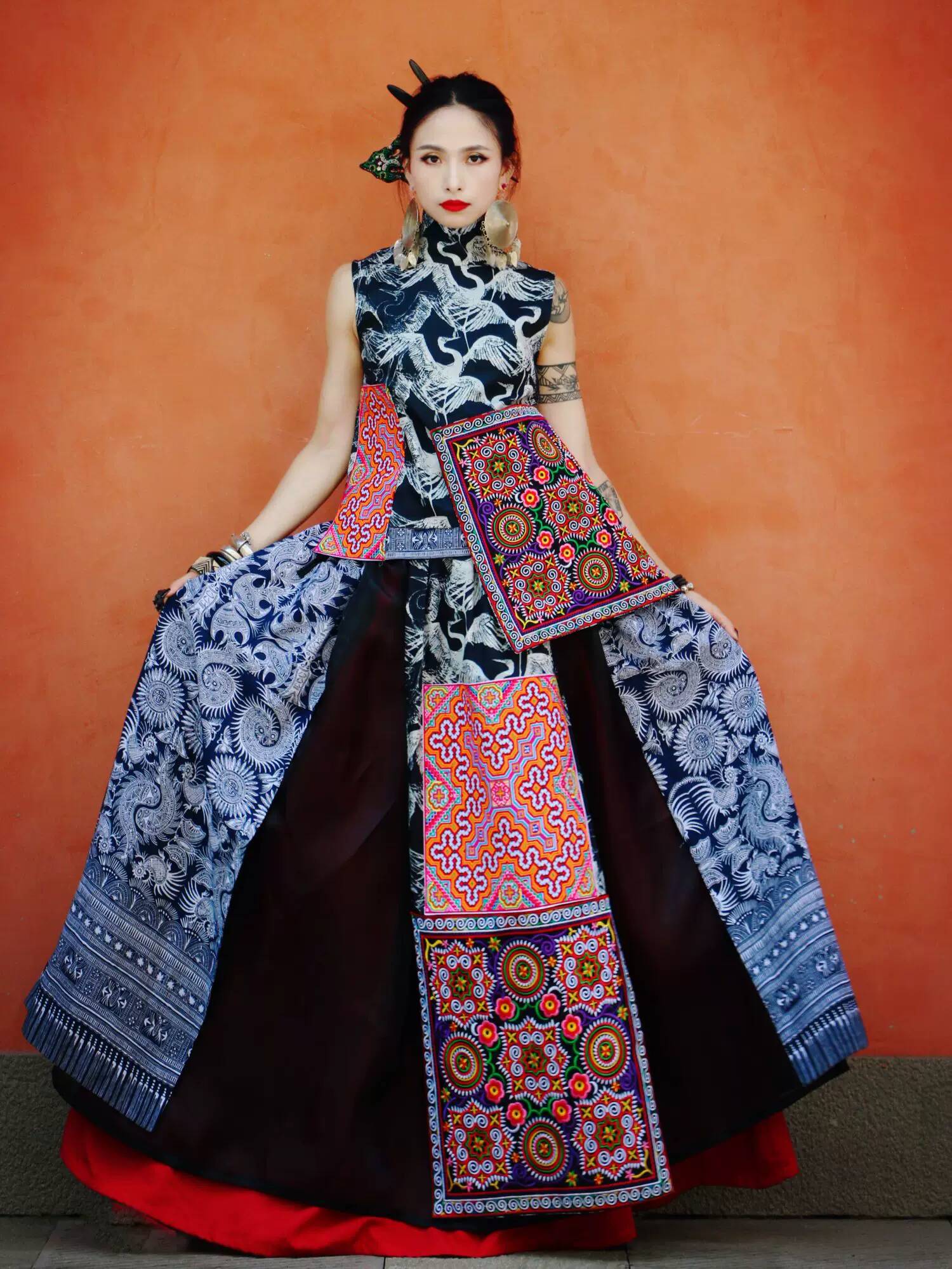 Ethnic Clothing & Online Fashion Store Khaadi Uk - ملابس تقليدية لفتيات مياوجيانغ، طقم سترة