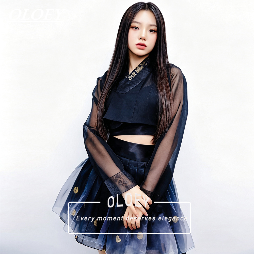 Hanbok Modern Set - OLOEY هانبوك قصير بتصميم عتيق وألوان