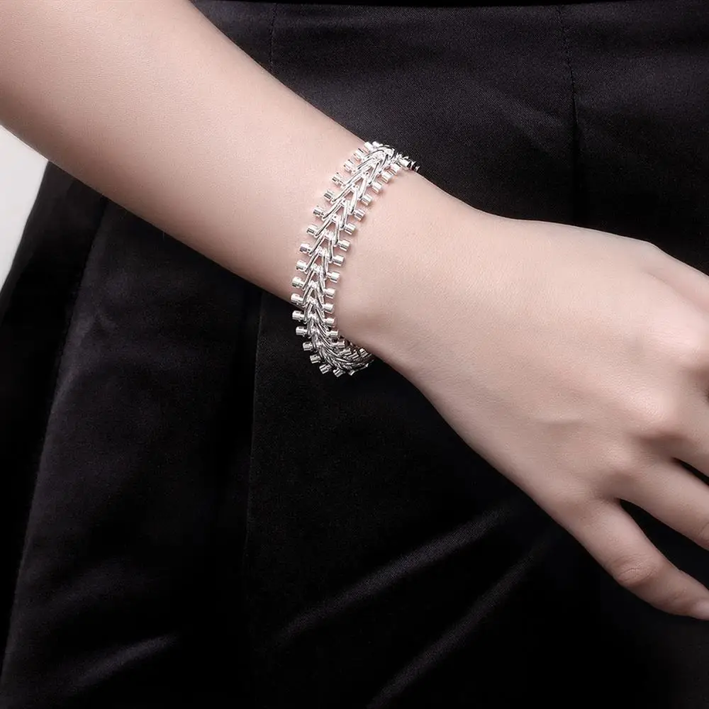 سوار فضة عيار 925 من ماركات شه - مراجعة Ethnic Fashion Brands وسعره