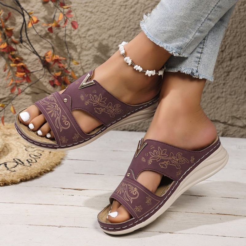 صنادل نسائية صيفية عصرية للشاط - مراجعة Ethnic Fashion Walk وسعره