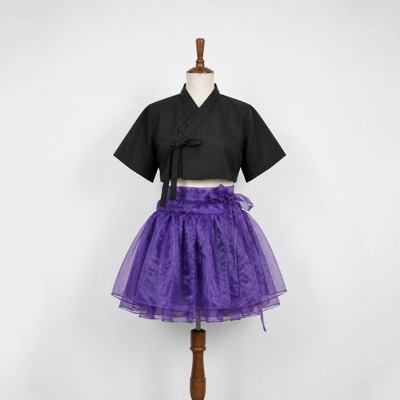 فستان حفلات حديث من جيو باللون - مراجعة Hanbok Modern Set وسعره