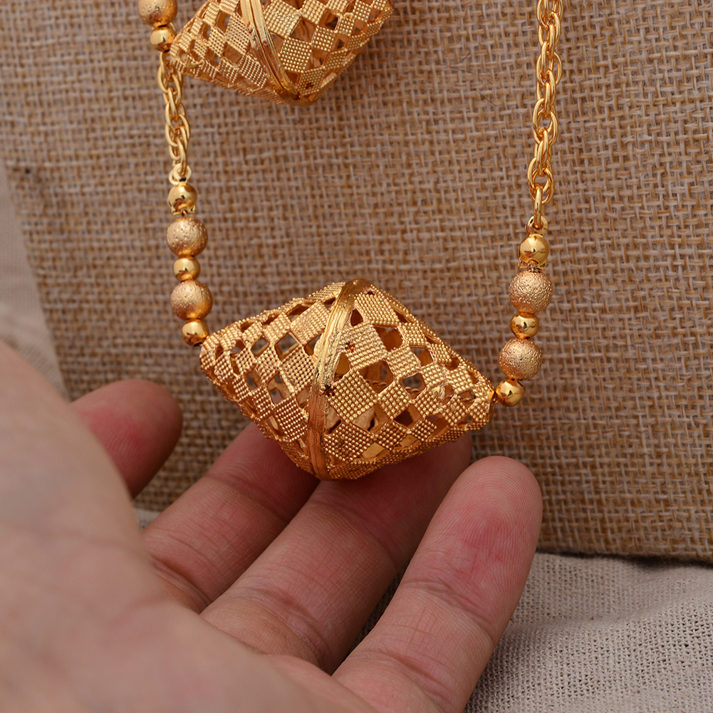 24k دبي الاثيوبية الهندية الأف - مراجعة Ethnic Fashion Dubai وسعره