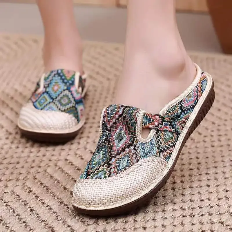 نعال على الطراز العرقي للنساء  - مراجعة Ethnic Fashion Walk وسعره